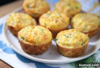Savory Broccoli Cheddar Quinoa Frittata Bites