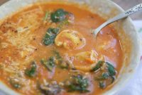 Skinnytaste’s Warming Tomato Spinach Tortellini Soup Plus a Giveaway
