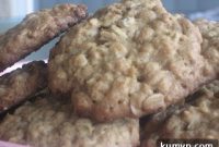 Your Sweet Weekend Send-Off: Irresistible Coconut-Oatmeal Crisps