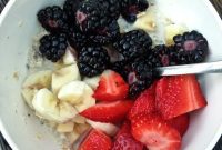 Berry Banana Overnight Oats