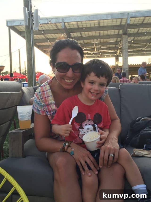 The Hub's Culinary Delights: Freshly Prepared Meals A close-up of delicious food being served at one of The Hub's many stalls, highlighting the fresh ingredients and diverse culinary offerings.