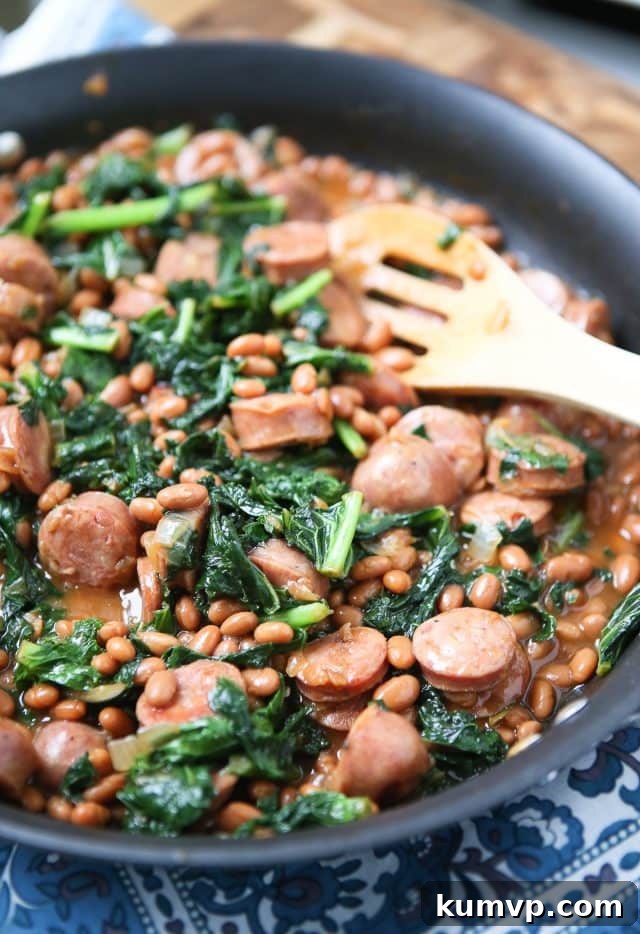 Smart Skillet Meals: Healthy Weeknight Wins & Family Prep Hacks 5 Easy comfort food your family will love! Baked Bean, Sausage & Kale Skillet - comes together fast, perfect for busy weeknights! Recipe via aggieskitchen.com