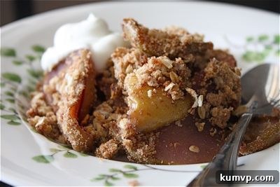 Red Wine Pear Crisp with Spiced Streusel